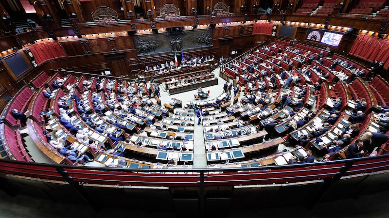 Legge elettorale, Forza Italia apre alle preferenze ma “no a scatola chiusa”. Il voto finale al Senato il 9 settembre