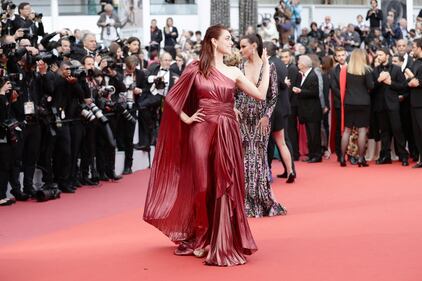 Miriam Leone strega Cannes 2