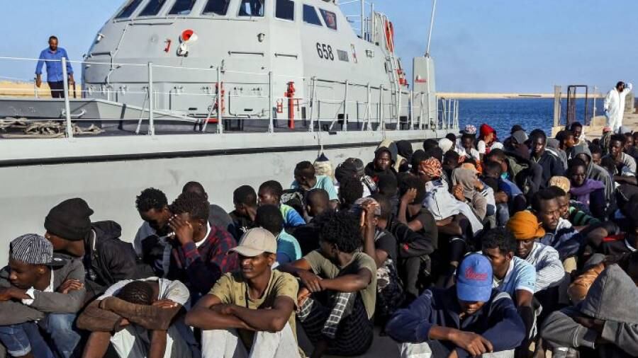 "Spari contro migranti": insorge l'Ue. E la Libia ammette