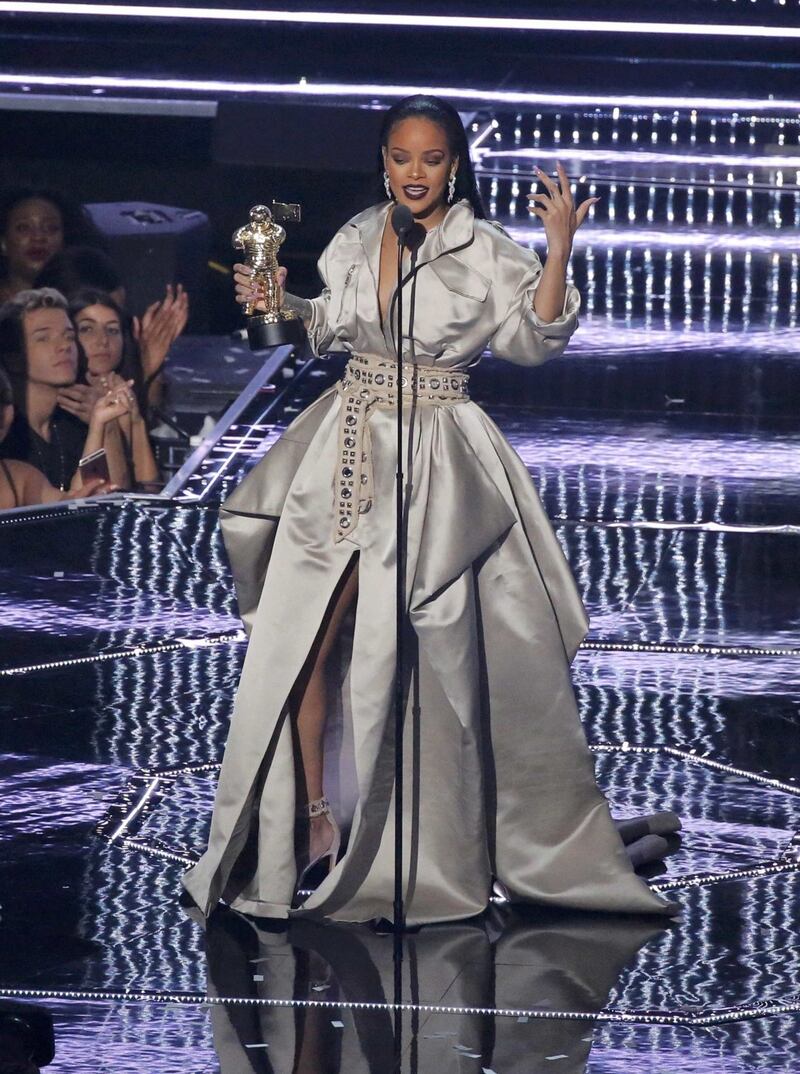 MTV VMA 2016: Drake e Rihanna, le immagini 27