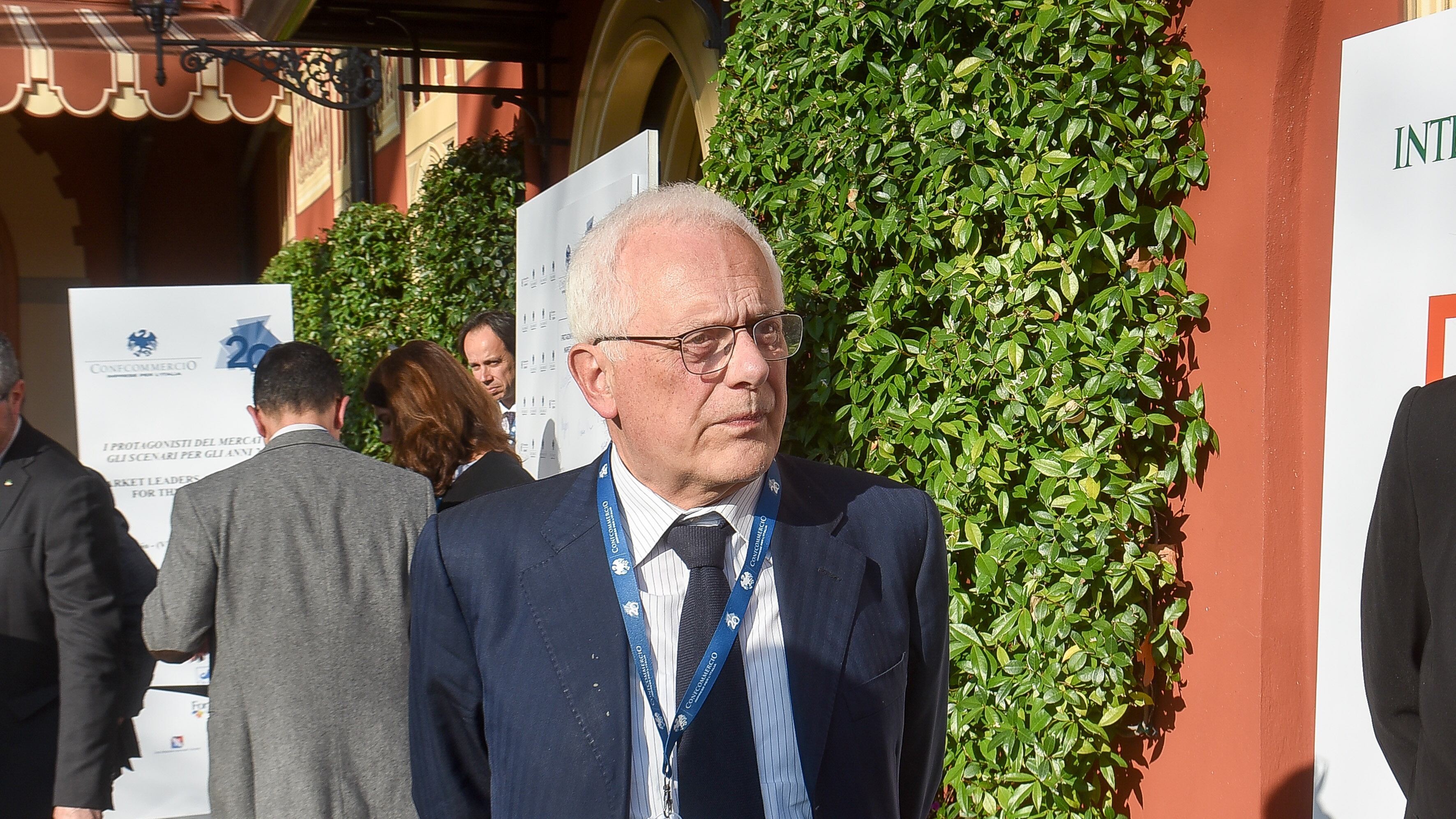 Rispunta pure Vincenzo Visco: "Bene colpire i ricchi"