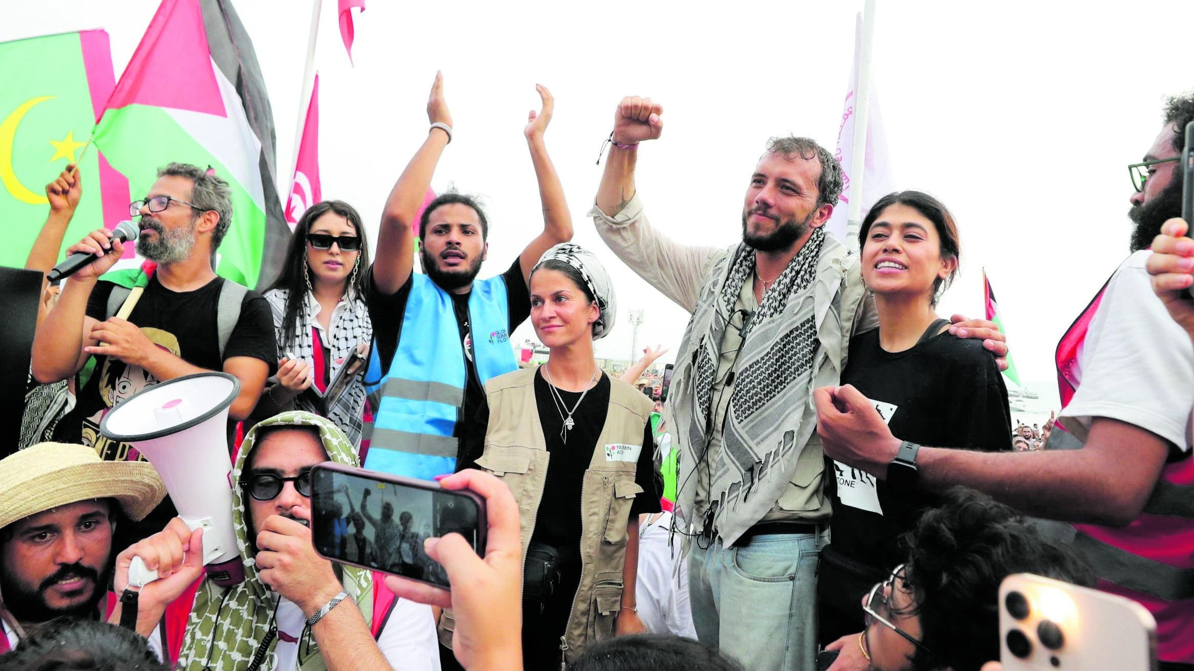 Rapporti con le attiviste: la Flotilla affonda sul sesso a bordo