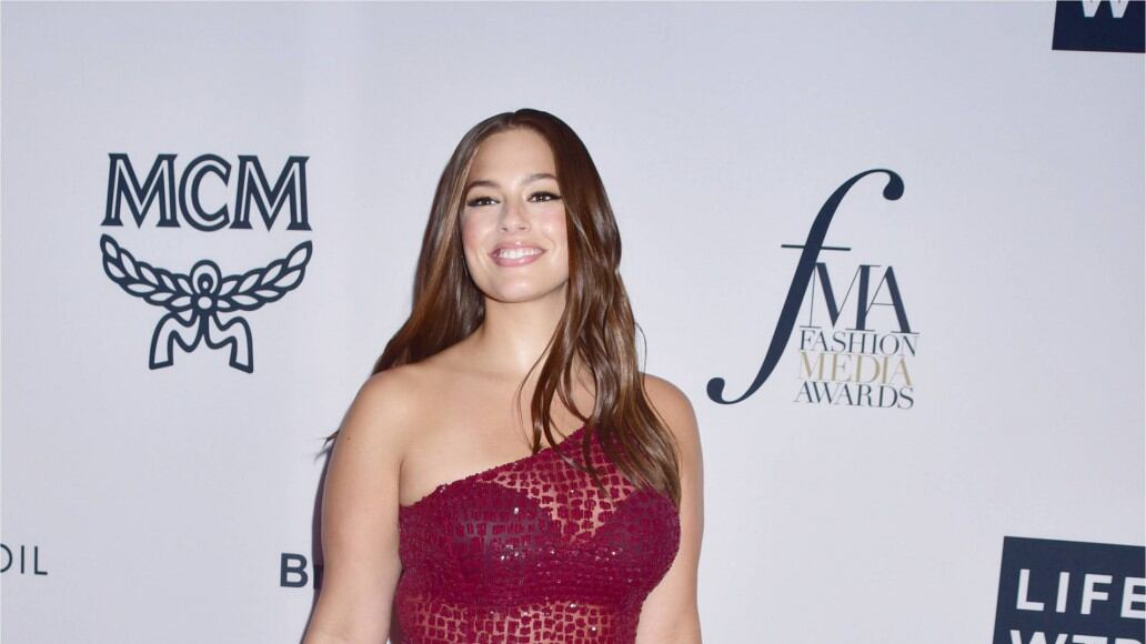Ashley Graham: “Scaricata perché troppo grassa”