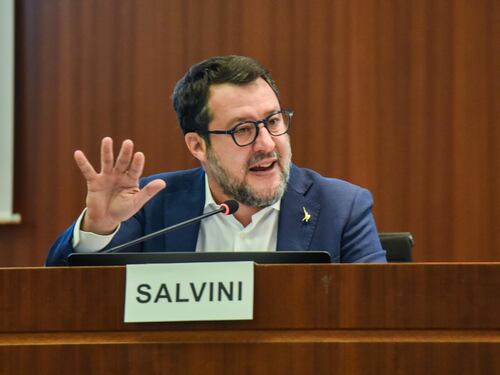 La sorella di Giulia accusa Salvini: "Violenza di Stato". Ma dietro gli attacchi c'è una suggeritrice