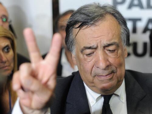I costituzionalisti contro i sindaci ribelli: "Rispettate il decreto Salvini"