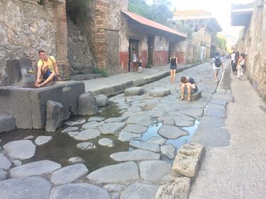 Pompei, una nuova incisione cambia la data dell’eruzione del Vesuvio