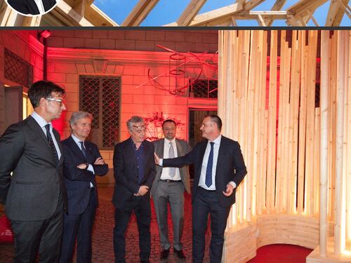 FederlegnoArredo celebra la creatività con gli "abbracci urbani"