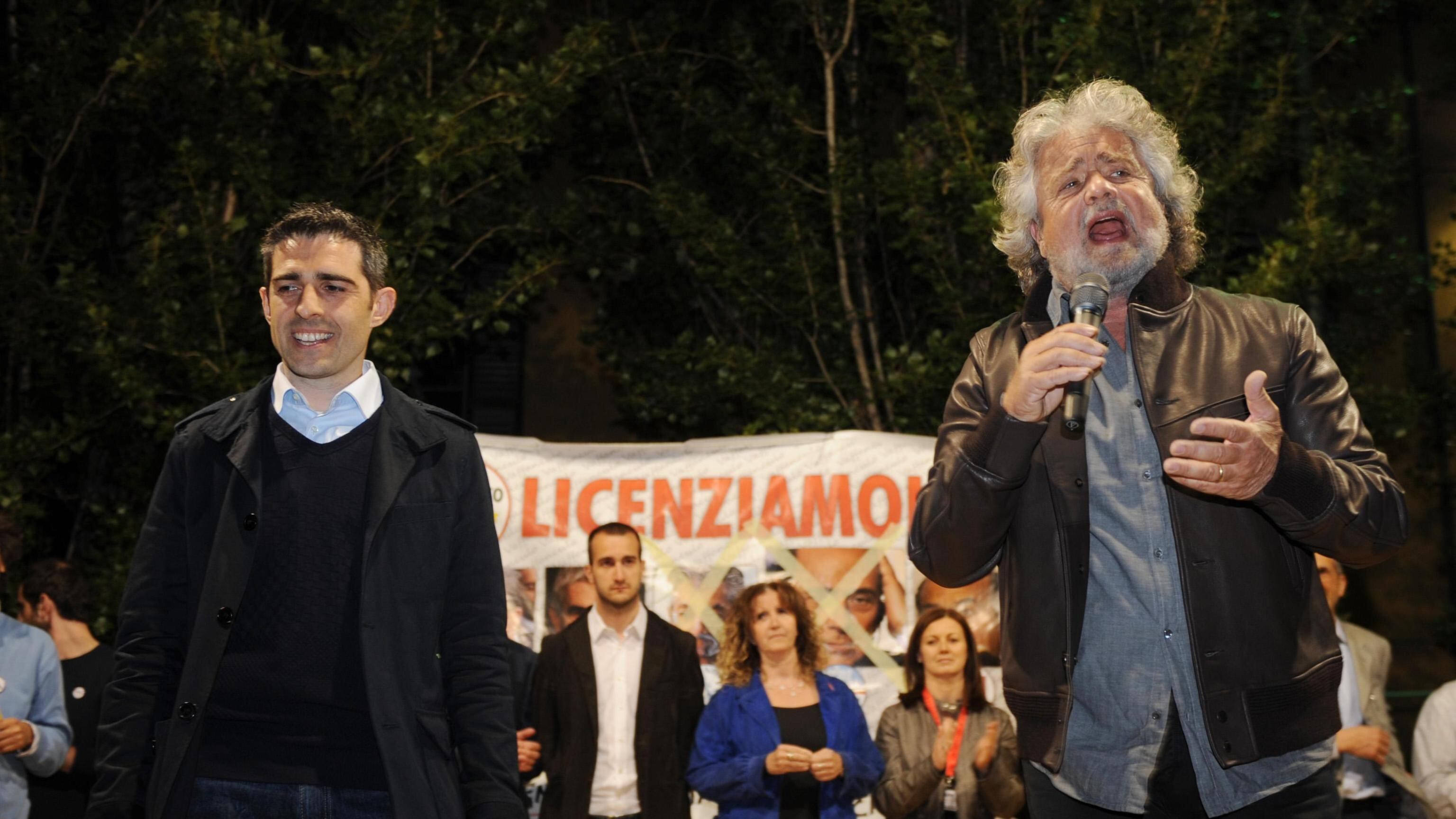 I dissidenti pentastellati rottamano Grillo