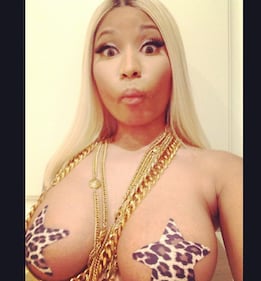 Nicki Minaj, topless stellare 4