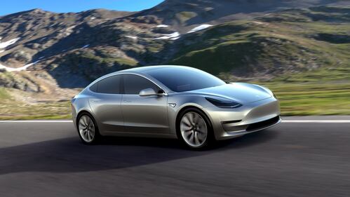 Tesla Model 3, svelata la "elettrica" popolare 2