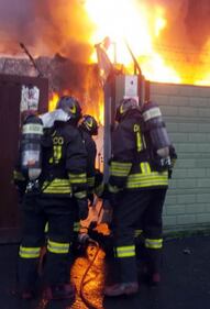 Cologno monzese, maxi-rogo in una cartiera 14