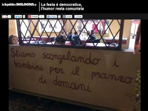 Macabra ironia alla Festa democratica di Bologna