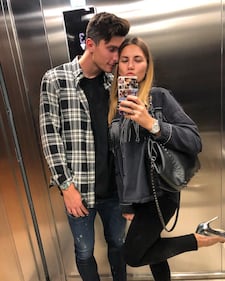 Lady Caldara incanta sui social: le foto della fidanzata del difensore del Milan 10