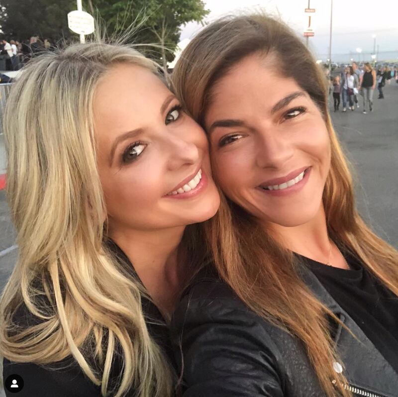 Sarah Michelle Gellar e Selma Blair: foto 1