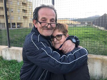 Zuncheddu torna libero dopo 33 anni di carcere, l'intero paese ad accoglierlo: le immagini 5