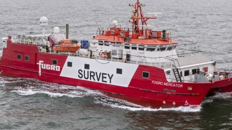 Nave di 42 metri si incaglia all'Elba, in salvo gli 11 a bordo