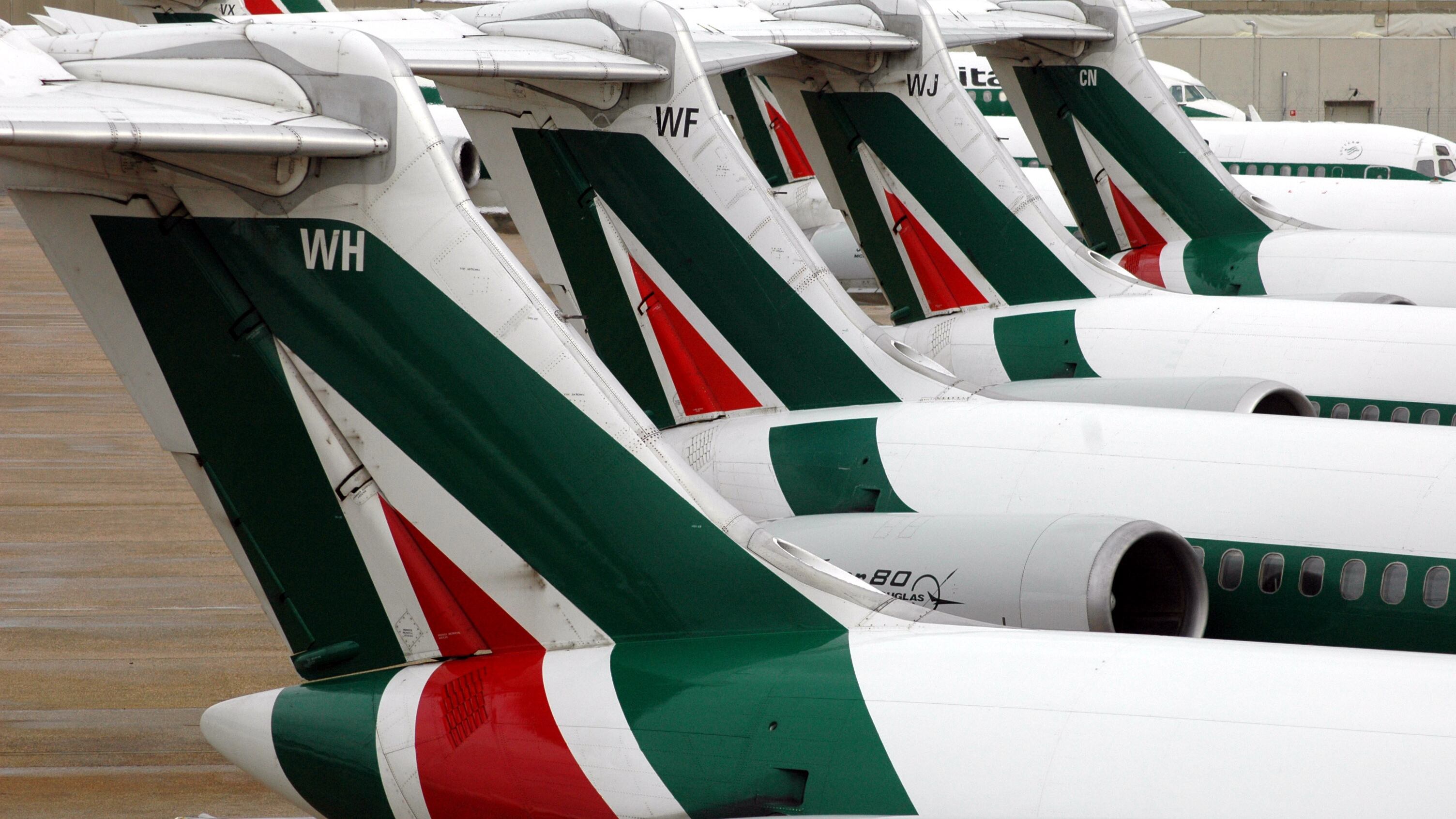 Alitalia, piccoli soci contro Ragnetti