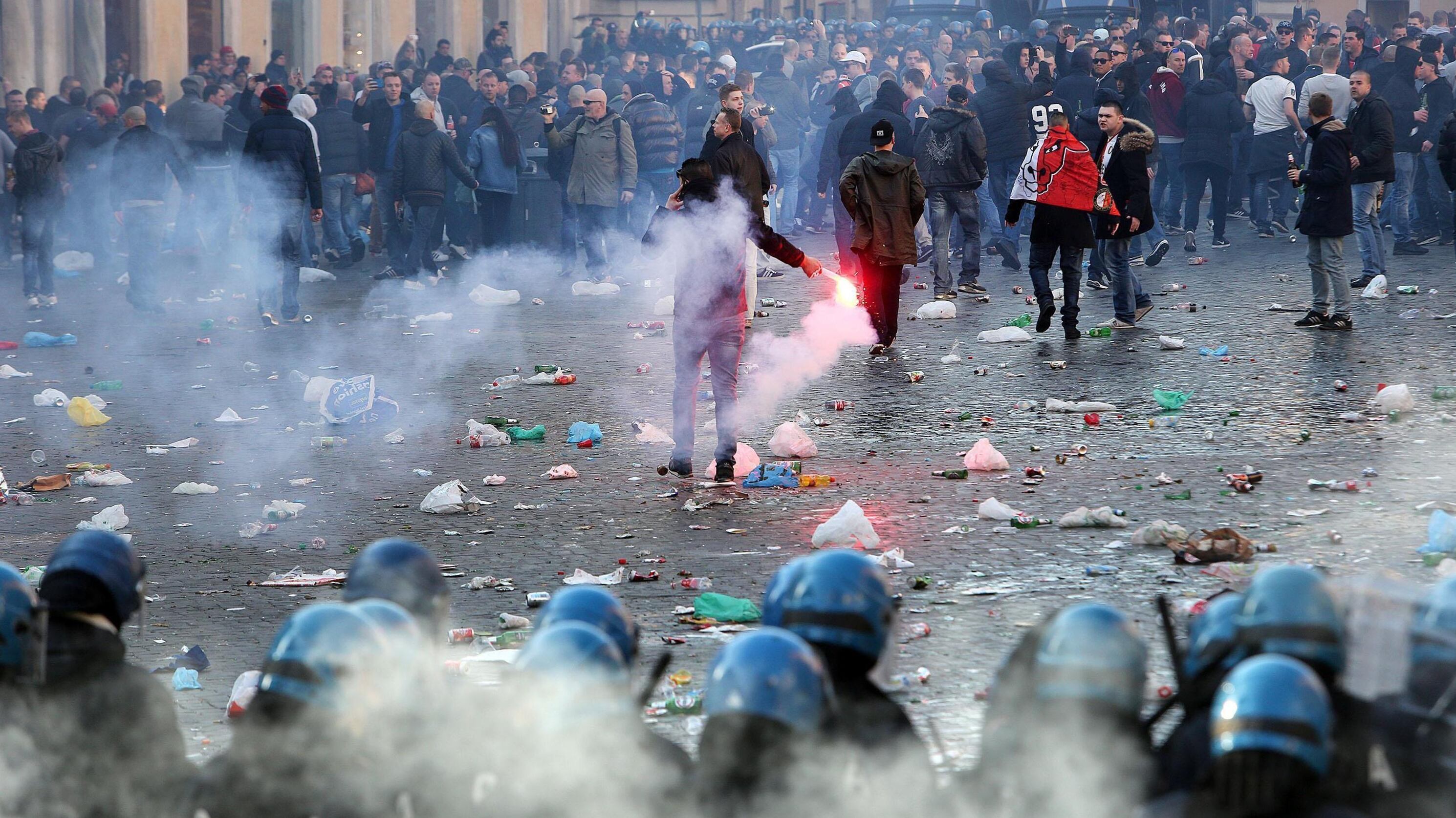 Soldati per difendere Roma L'ultimo bluff di Alfano