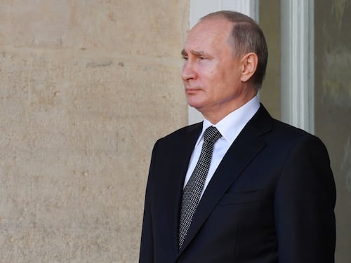 Putin su armamenti ipersonici: "Ho offerto a Trump i nostri missili"