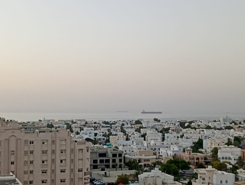 L'Oman sospeso tra guerra e trattative 17