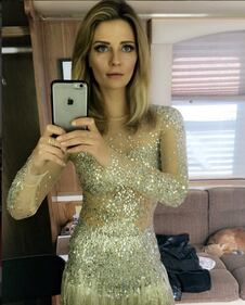 Mischa Barton in topless su Instagram 8