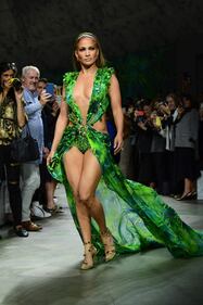 Una sfilata hot per Jennifer Lopez  6