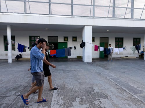 Malati per evitare i Cpr, sani per delinquere subito