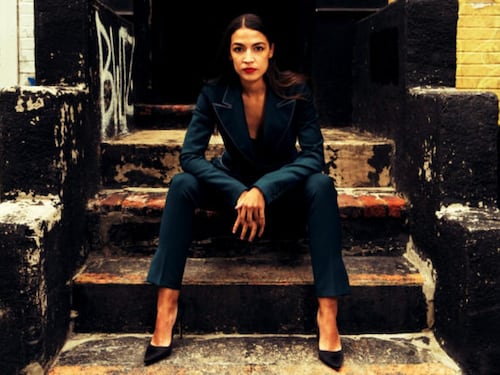 Ocasio-Cortez litiga con un superstite dell'Olocausto