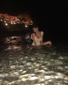 Belen Rodriguez, foto sexy per il suo compleanno 14