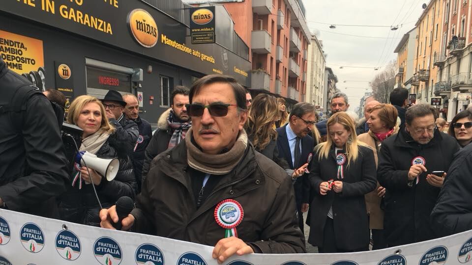 La sinistra perde in Aula sul "saluto romano". La Russa resta in giunta