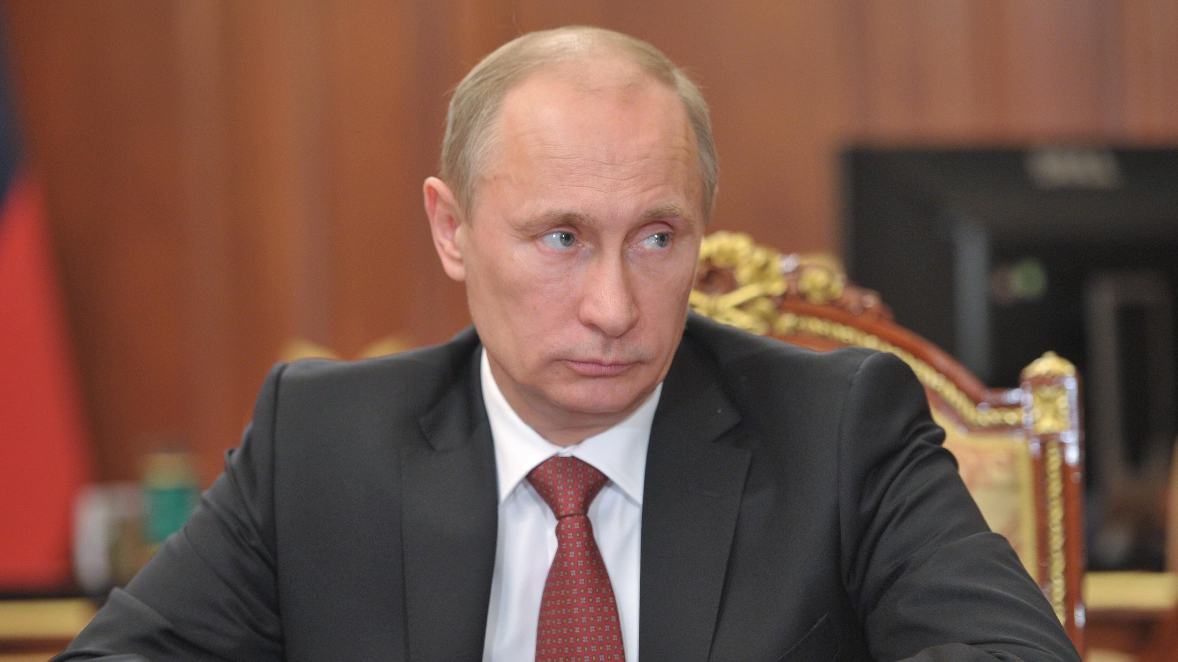 Putin: alti funzionari in pensione a 70 anni