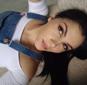 Valentina Nappi topless su Instagram 6
