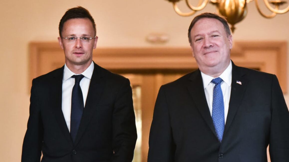 Migranti, Orban lascia il patto Onu: "Non è diritto fondamentale"