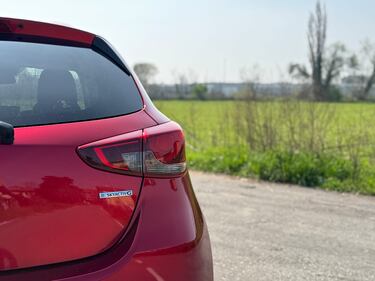 Mazda2 Mild-Hybrid, guarda la gallery della citycar super accessoriata 8