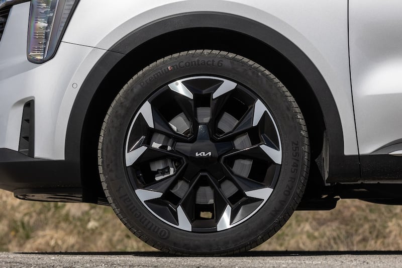 Kia Sorento 2024: guarda tutte le foto 6