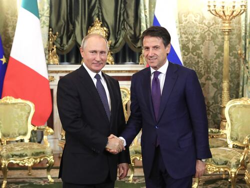 Conte da Putin: 'Via le sanzioni': firmati 13 accordi commerciali