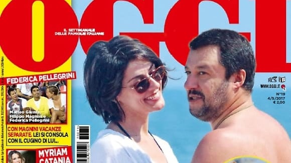 È amore tra Matteo Salvini e Elisa Isoardi. Ma il matrimonio può aspettare