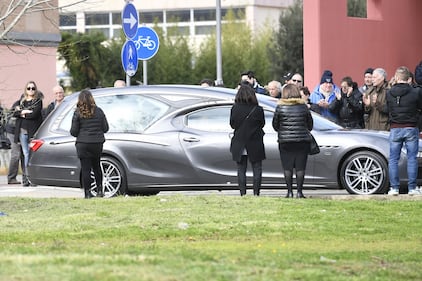 Latina, i funerali di Alessia e Martina Capasso 10