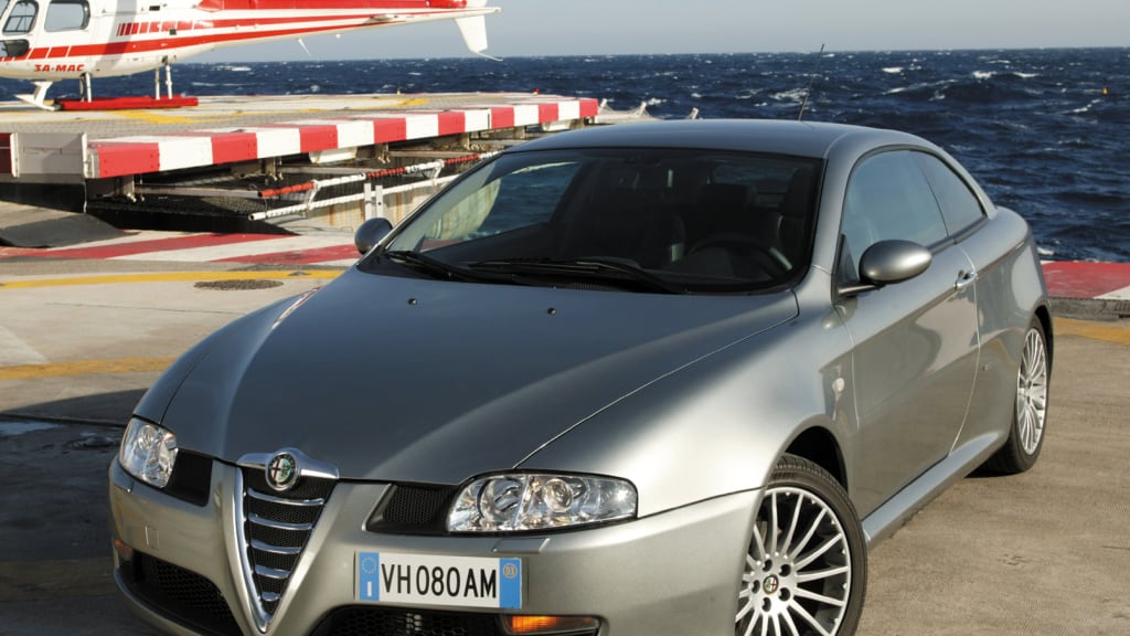 Alfa GT, vent'anni fa il ritorno di un mito