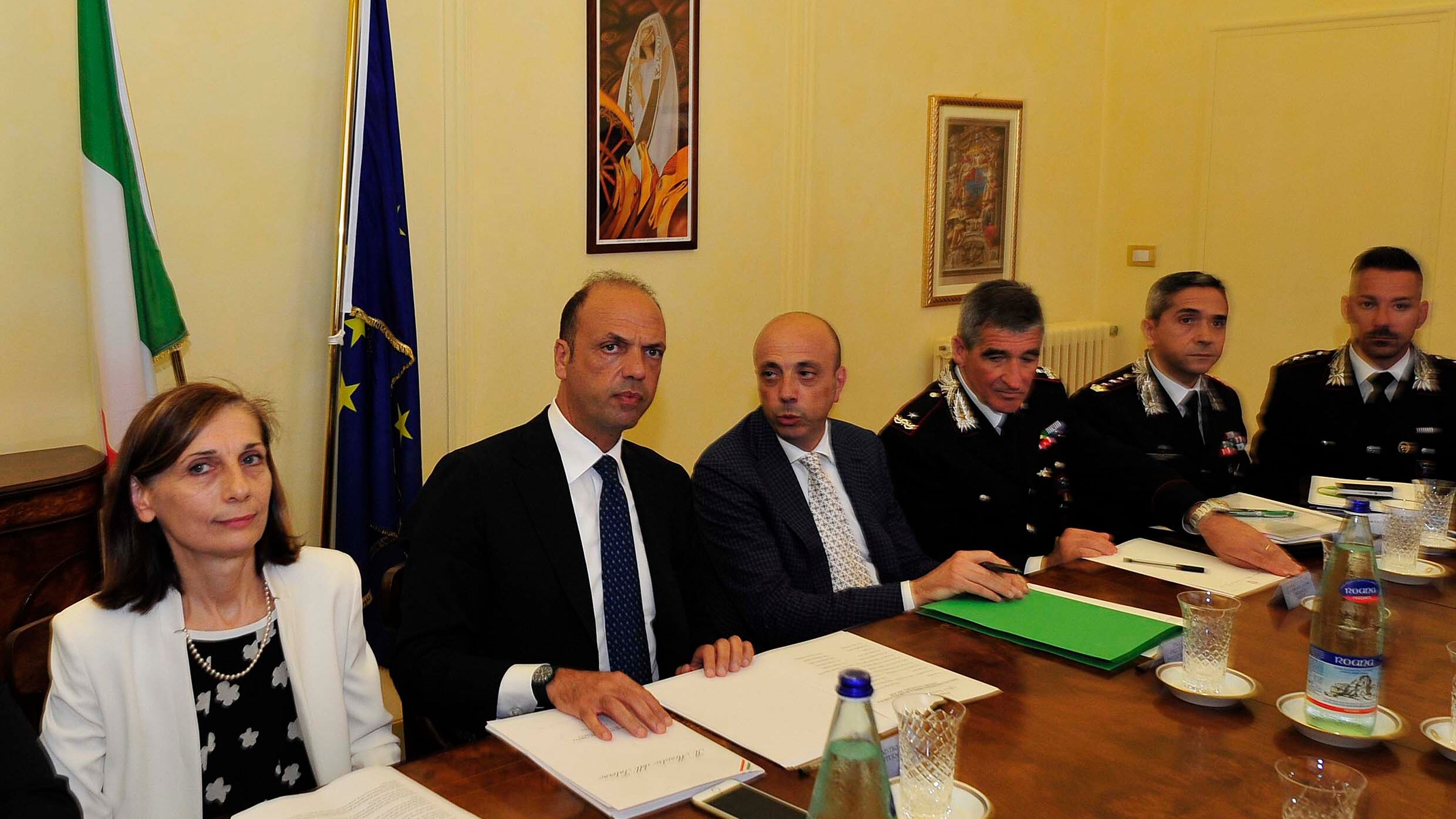 Fermo, Alfano: "In troppi seminano odio razziale"