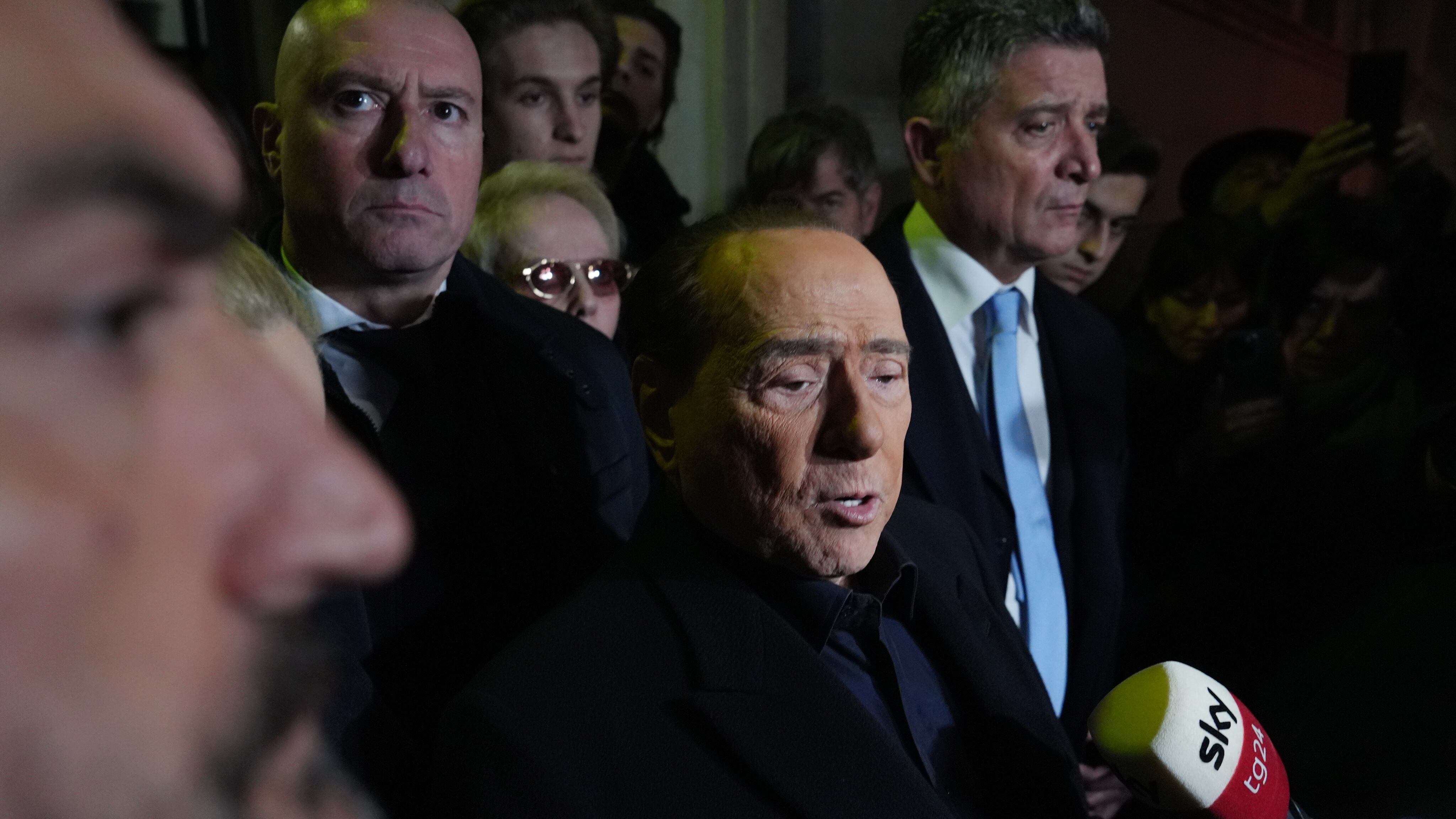 Berlusconi: “Serve un piano Marshall per la pace in Ucraina. Non sto dalla parte di Putin”