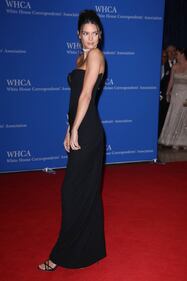 Alla cena con Obama spunta la bellissima Kendall Jenner 14