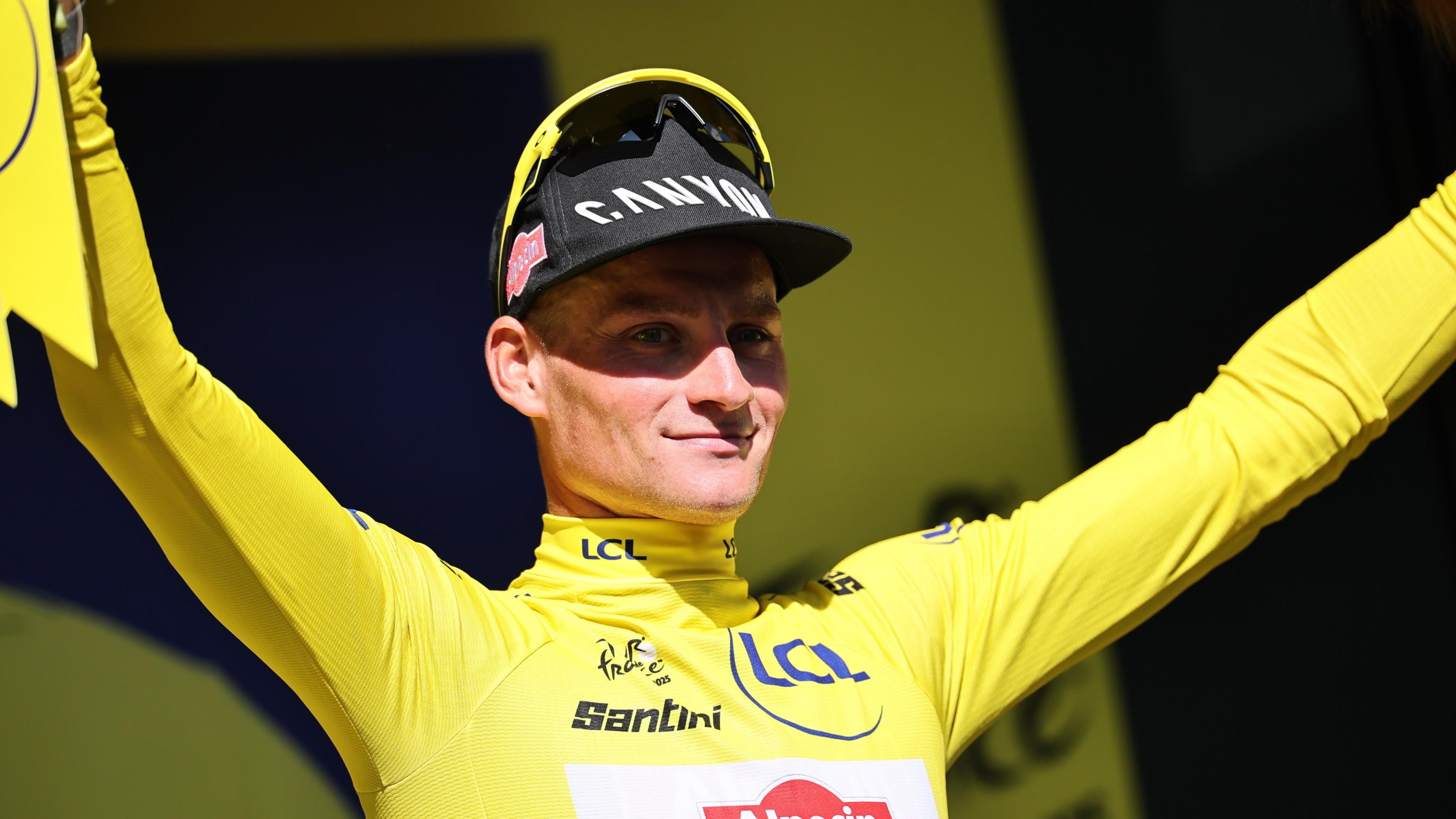Pogacar resta "nudo" al Tour dopo la tappa "spaccagambe" Evenepoel veste Red Bull (forse)