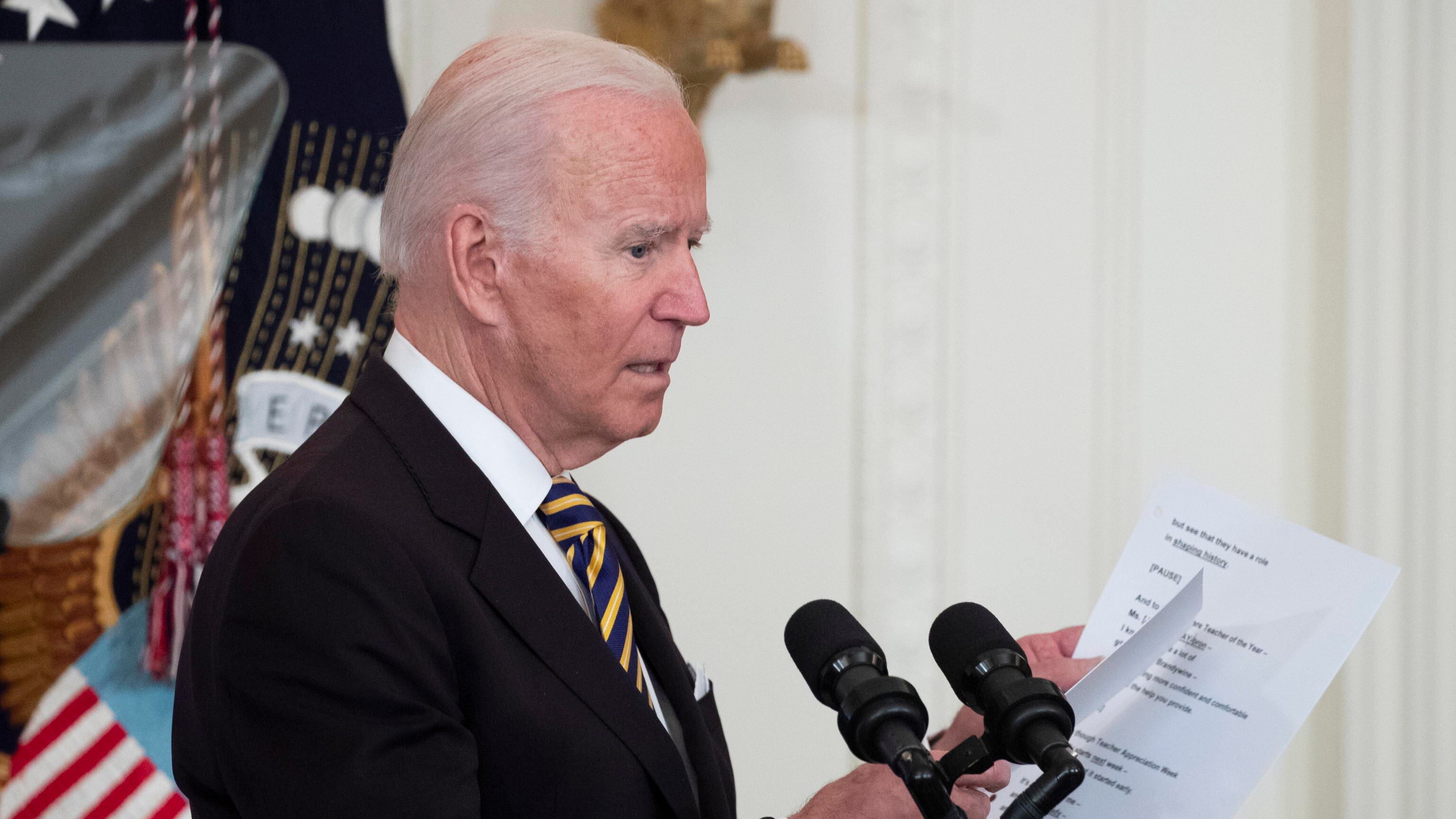 "Armi a Kiev finché continua l'assalto russo": Biden avvisa Putin