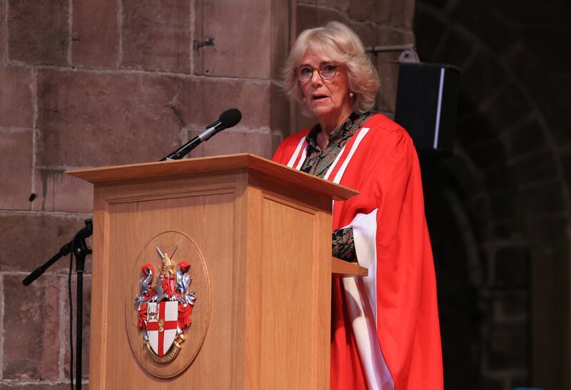 Camilla Parker Bowles, dottorato honoris causa 3