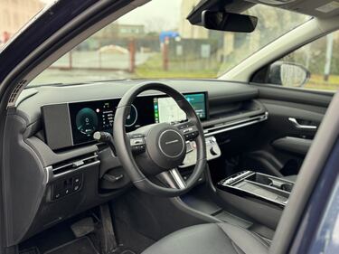 Hyundai Tucson HEV 2025: guarda la gallery del SUV più razionale in commercio 15