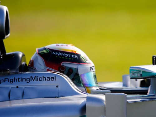 Formula 1, in Australia le iniziali di Schumi sui caschi