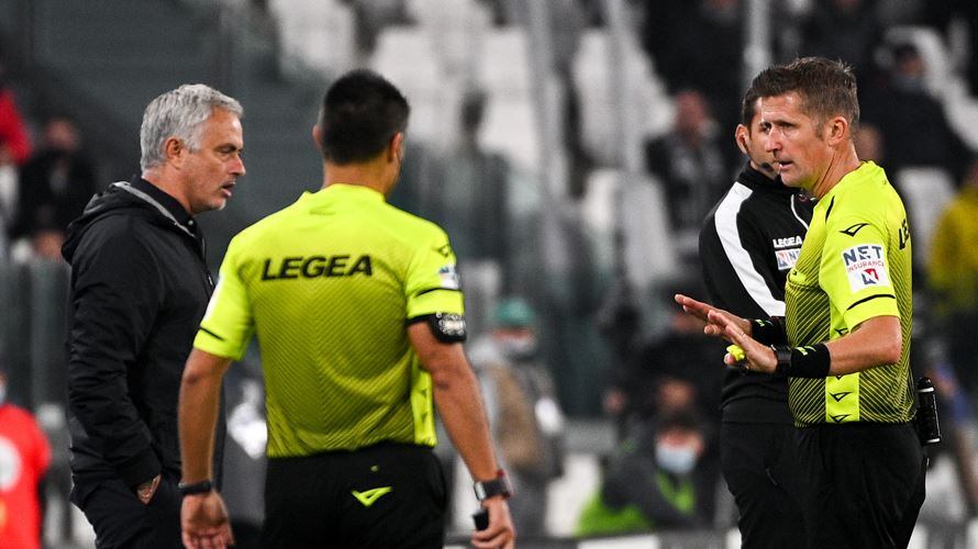 Chi è Daniele Orsato, il fischietto italiano che arbitrerà Qatar-Ecuador