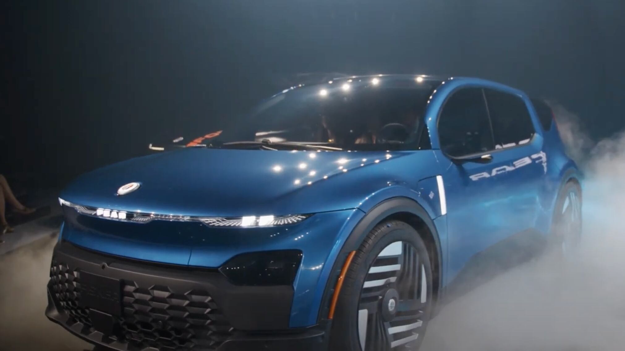 Fisker PEAR, il SUV elettrico low cost: 6 posti a meno di 30.000 euro