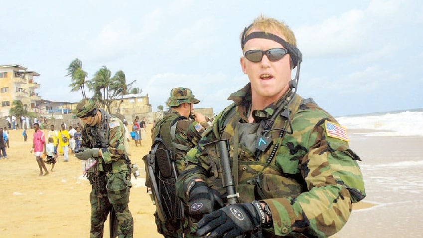 Marines in Nigeria per le liceali. Ecco per chi combatte l'America